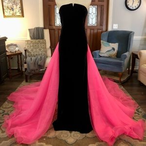 ❗️SOLD❗️Sz 8 Black Velvet Ralph Lauren with Overskirt